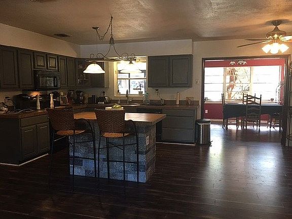 5th image of 23590 SW Marine Blvd