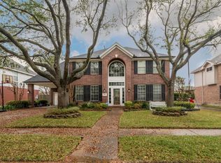 1401 Comanche St, Deer Park, TX 77536