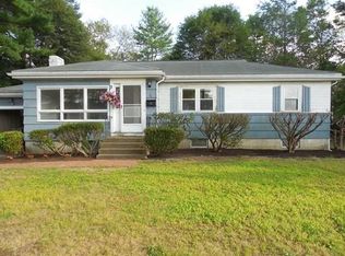 4 West St, Sharon, MA 02067