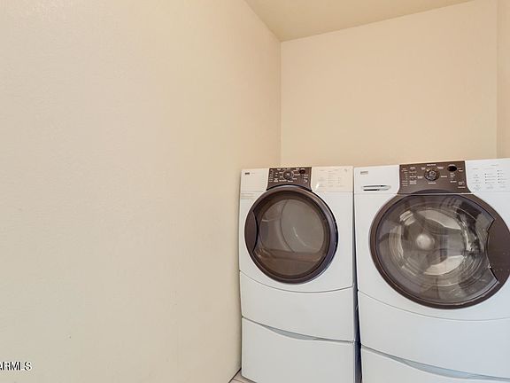 5th image of 149 E Saint Catherine Ave