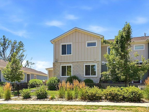 3rd image of 683 Stonebridge Dr