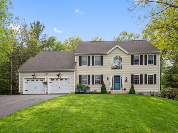 381 Lincoln Cir, Northbridge, MA 01534
