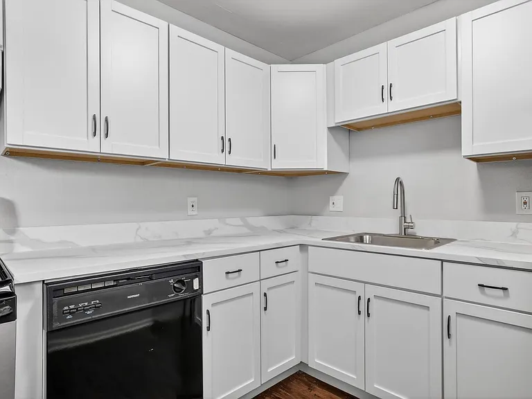 Walnut Ridge Apartments — Photo 25