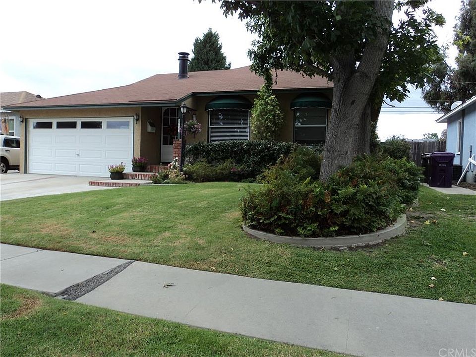1st image of 4733 Fidler Ave