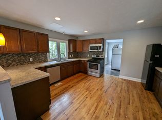17922 Chagrin Blvd, Beachwood, OH 44122