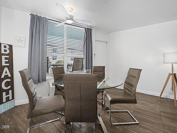 5th image of 313 S Atlantic Ave #320