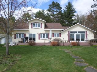 2470 Lakeview Ave, Lewiston, MI 49756