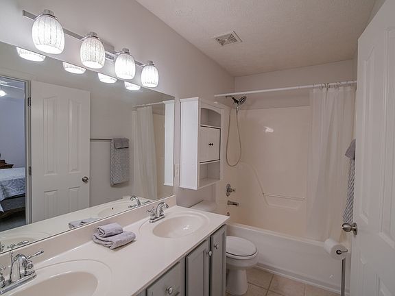 5th image of 2310 Gold Valley Dr