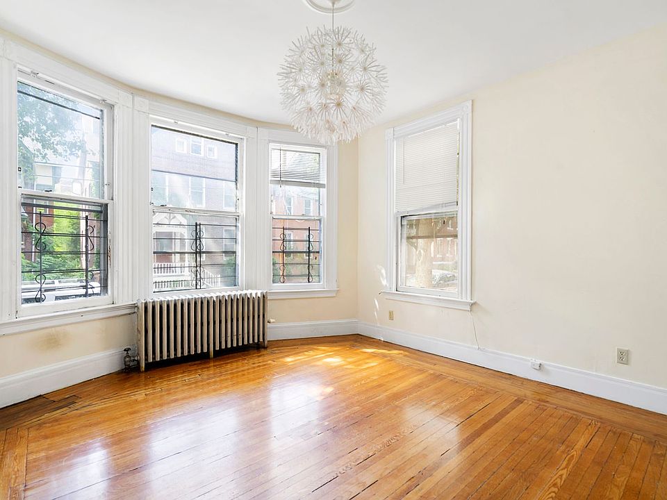 1st image of 19-21 Lynwood Pl #21-2