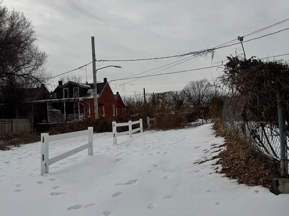 134 Balm St, Harrisburg, PA 17103