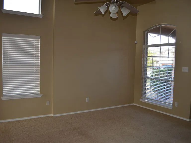 5318 Birmingham Cir — Photo 3