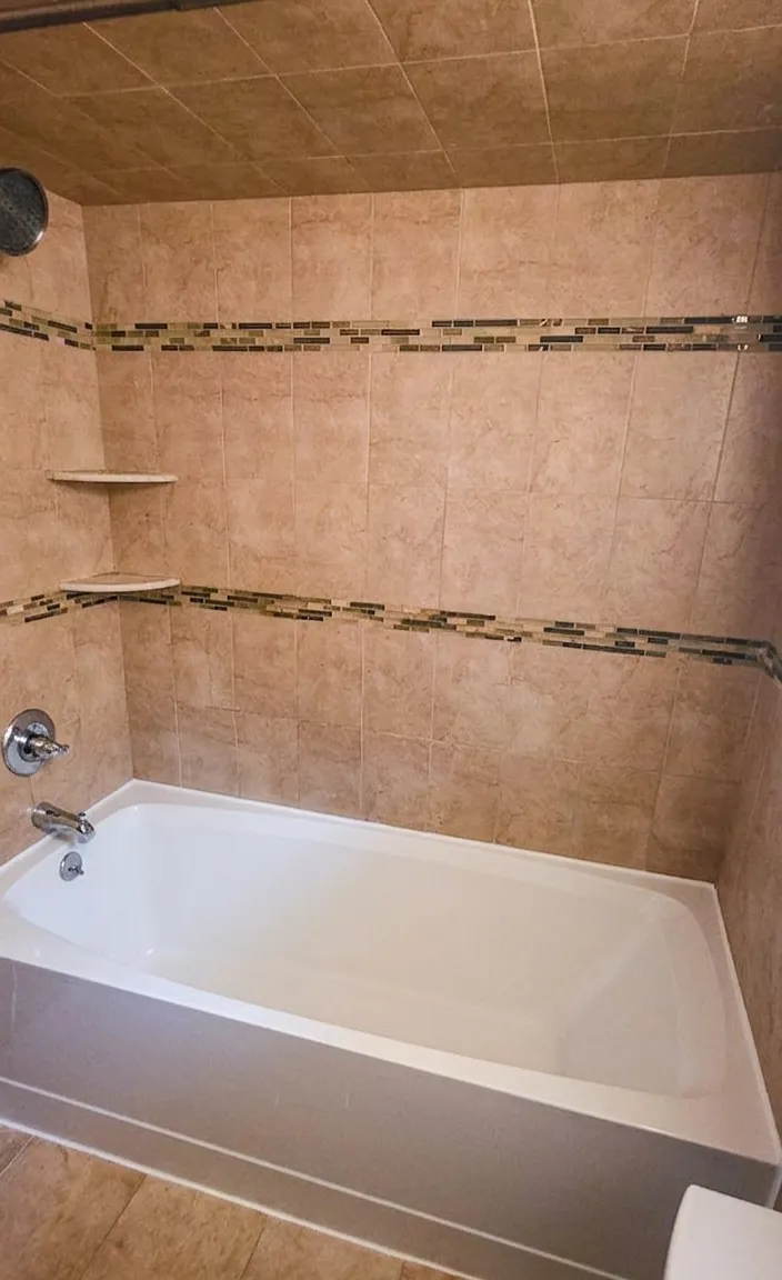 4 bed, 2208 sqft, $3,000 — Photo 4
