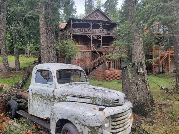 609 Grand Blvd, Cloudcroft, NM 88317