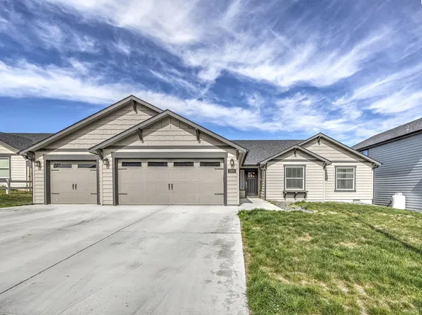 1419 SW Kelandren Dr, Prosser, WA 99350