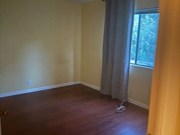 2nd image of 25422 Cadillac Dr