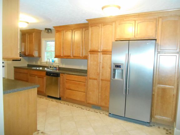 4th image of 7 Woodland Dr