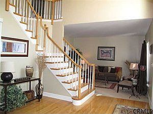 3rd image of 27 Knollwood Dr