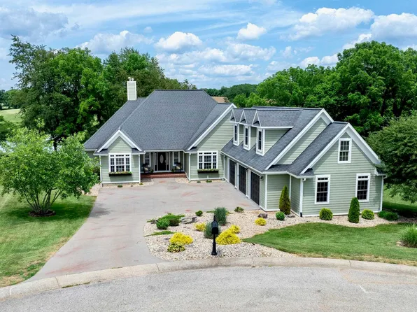 922 Meadow Lake Ct, Bedford, IN 47421