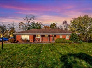 3166 Robinson Run Rd, Mc Donald, PA 15057