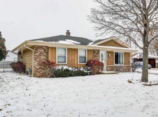 8315 N 96th Ct, Milwaukee, WI 53224