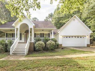 661 Aarons Cir, Gray, GA 31032