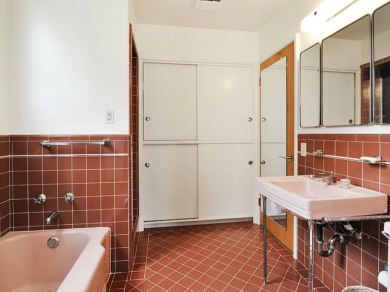 50 Northgate Ct — Photo 17