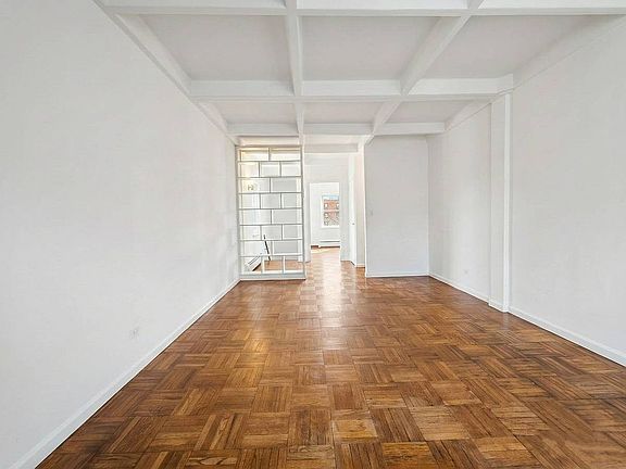 5th image of 144-37 Grand Central Pkwy #74E