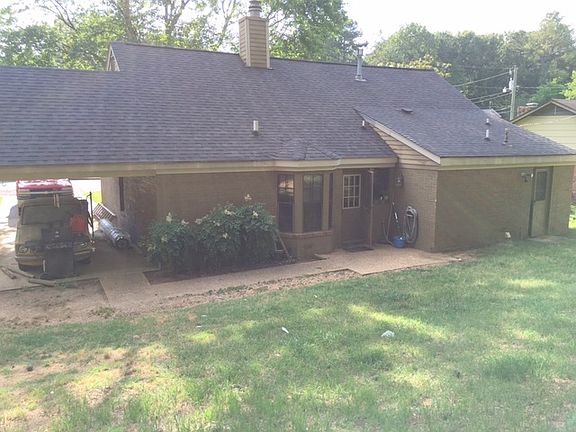 2nd image of 1803 McArthur Dr