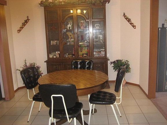 5th image of 1800 Reagan St #279