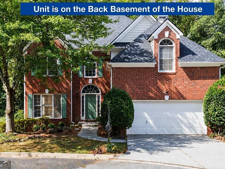 3418 Rose Arbor Ct #B — Photo 5