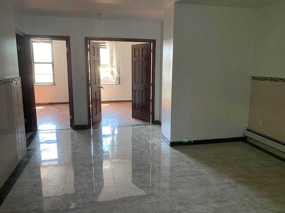 1st image of 917 58th St #4A