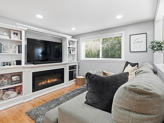 4th image of 37 Westford St