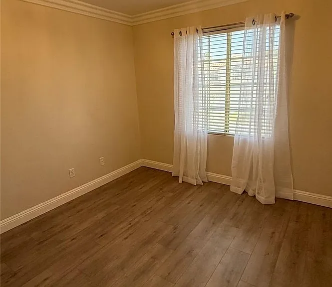 10087 Yellow Canary Ave — Photo 44
