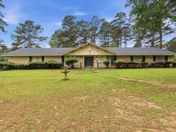 106 Dogwood Ln, Marshall, TX 75672