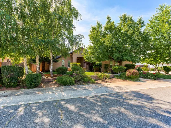 4632 Dandelion Dr, Redding, CA 96002