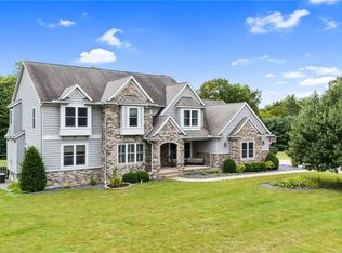 5340 Summerwood Dr, Seville, OH 44273