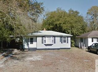1642 Larry St, Charleston, SC 29406