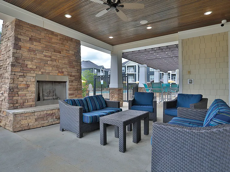 Kendal On Taylorsville — Photo 26