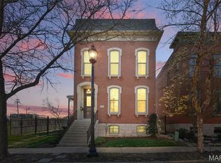 1212 Dolman St, Saint Louis, MO 63104