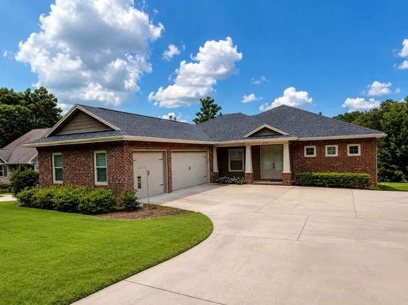2433 Duncan Dr, Niceville, FL 32578