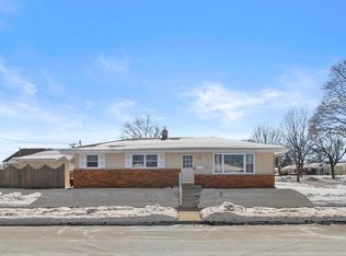 8625 W Holt Ave, Milwaukee, WI 53227