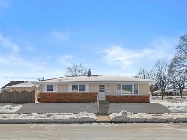 8625 West Holt AVENUE, Milwaukee, WI 53227