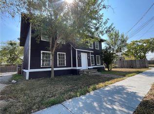 907 Elizabeth St, Corpus Christi, TX 78404