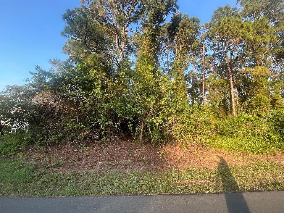 1st image of 1749 Hayworth Circle NW