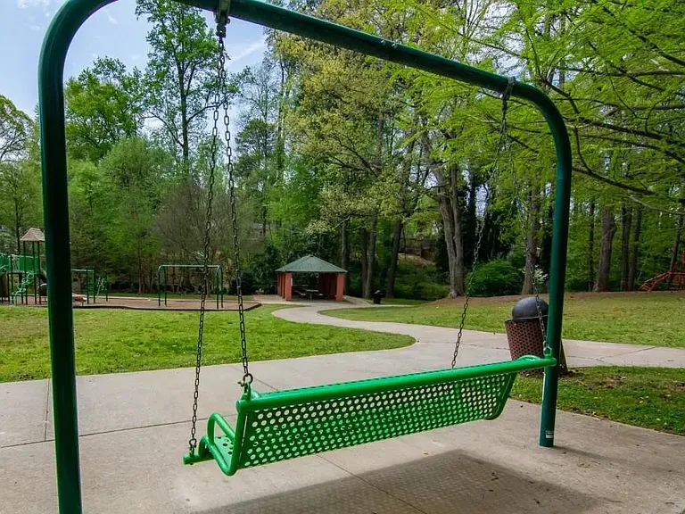 2619 Avery Park Cir — Photo 18