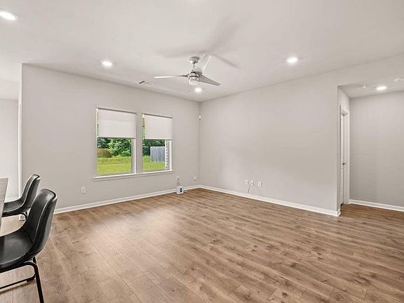 5th image of 9006 Worthington Ct
