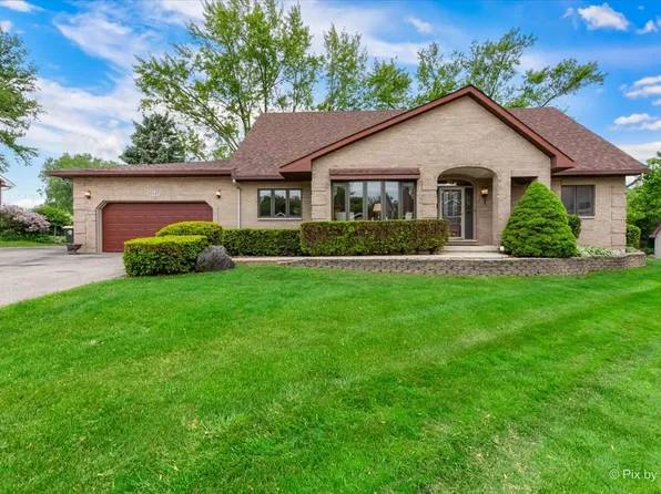 25827 W Andrew Ct, Ingleside, IL 60041