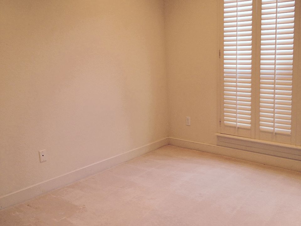 1st image of 7329 Parkway Dr