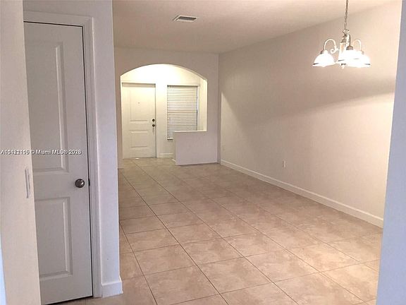 5th image of 361 NE 194th Ln