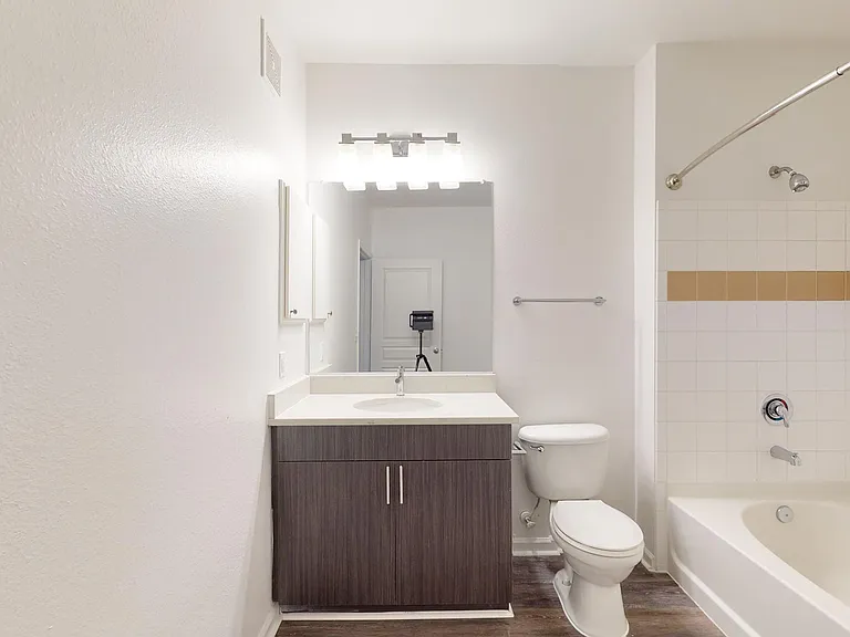 Sullivan Place — Photo 113